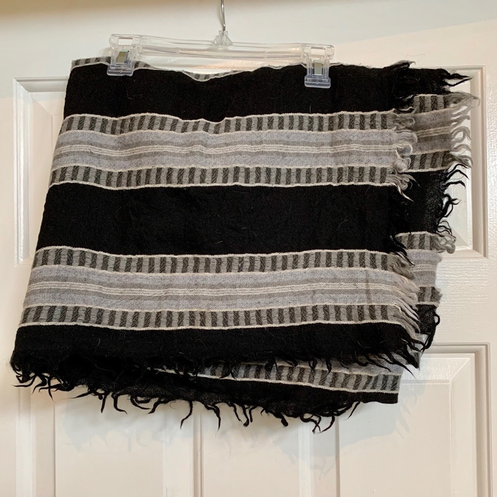 Wilfred Blanket Scarf